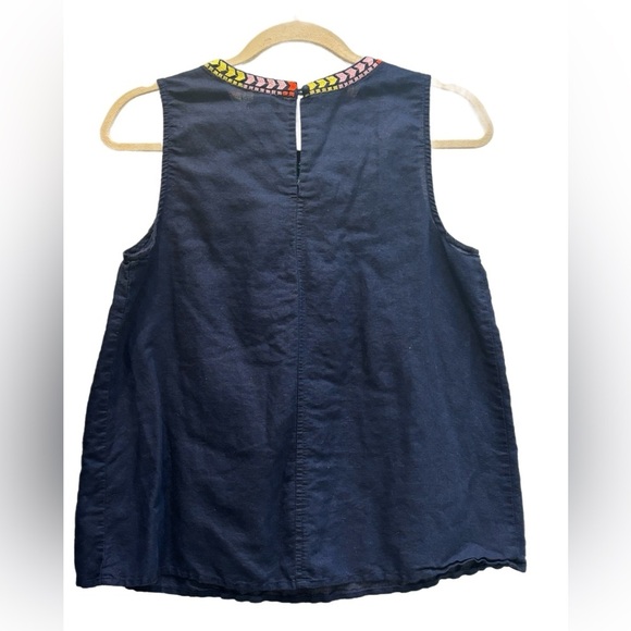J Crew sleeveless cotton/ linen blend floral embroidered blouse in size 6! 🌷 - Picture 3 of 10